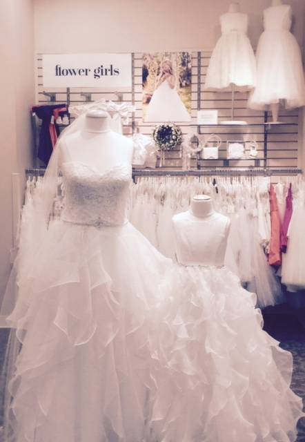 David’s Bridal | 980 Camino De La Reina Suite A, San Diego, CA 92108 | Phone: (619) 220-8008