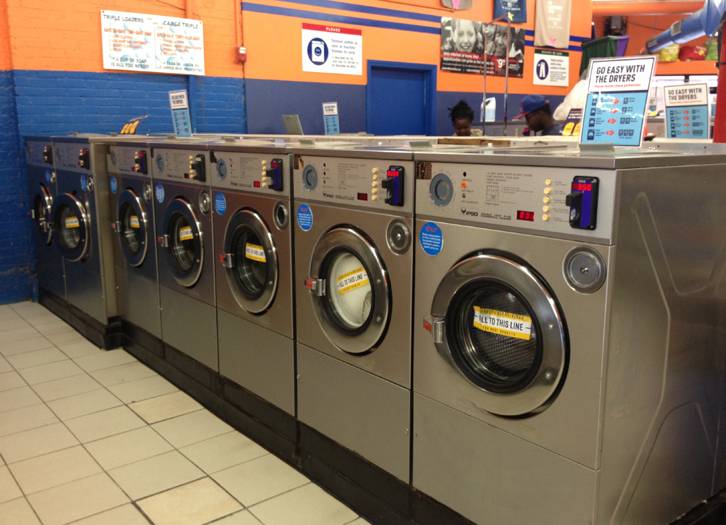 Laundromat | 972 Blue Hill Avenue, Dorchester, MA 02124, USA | Phone: (617) 333-3333