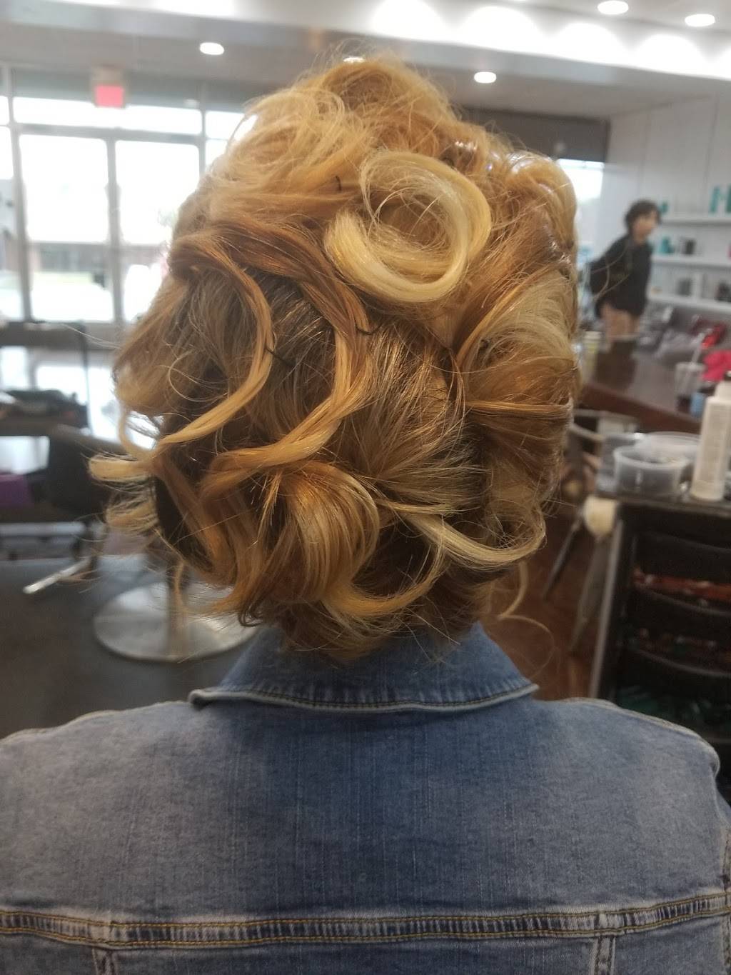 Encore Salon Nashville | 493 Old Hickory Blvd, Brentwood, TN 37027, USA | Phone: (615) 333-1445