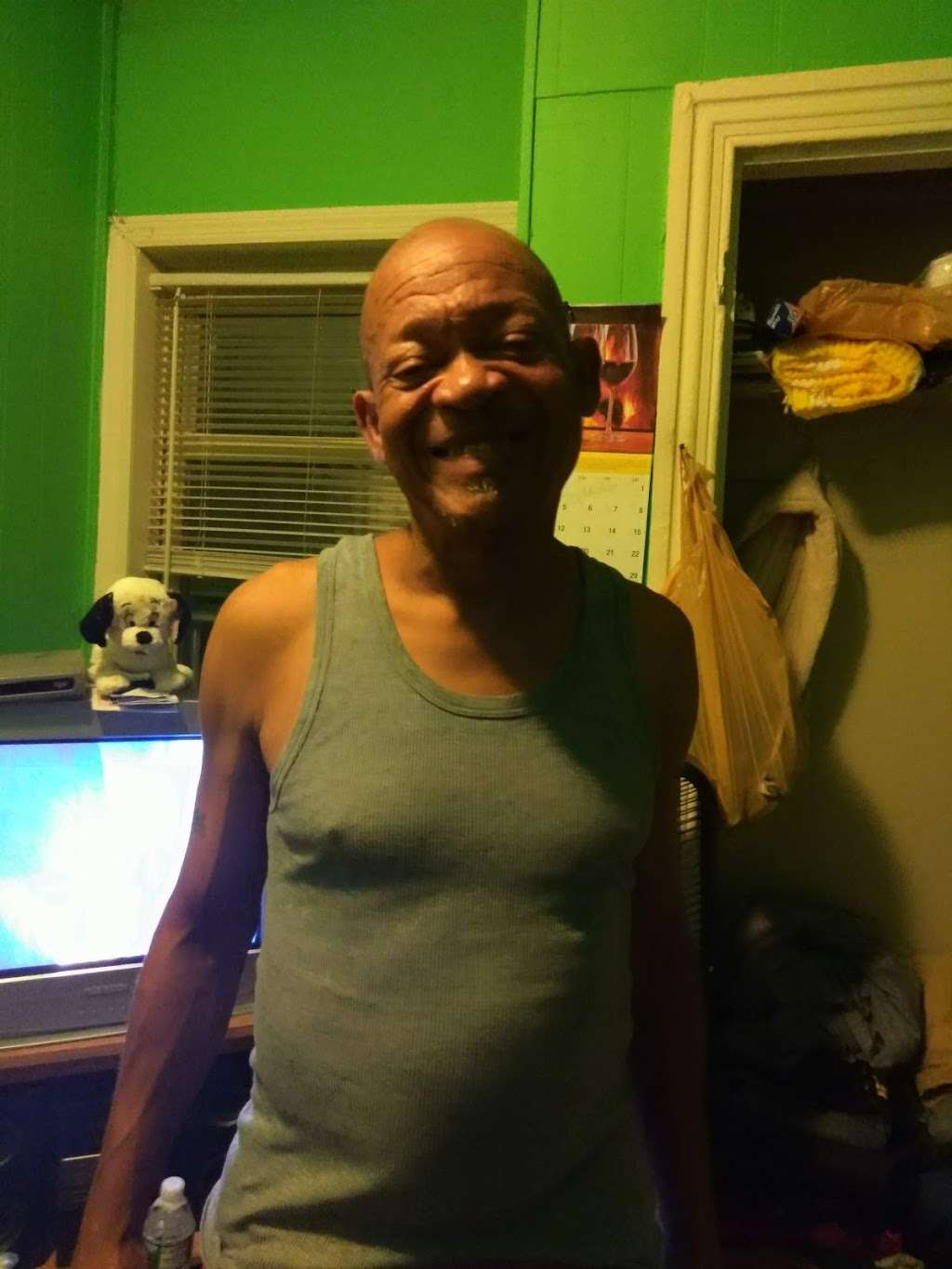 Universal Supermarket | 2101 Federal St, Camden, NJ 08105, USA | Phone: (856) 361-7489