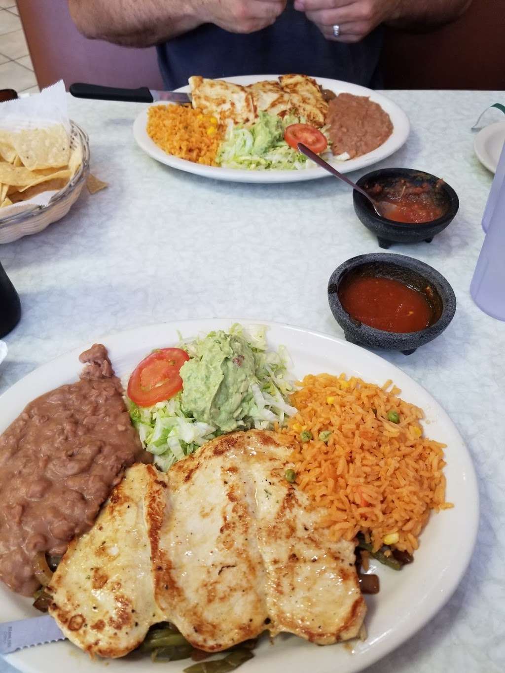 Los Compadres Mexican Restaurant | 8302 N Eldridge Pkwy #100, Houston, TX 77041, USA | Phone: (281) 807-1095