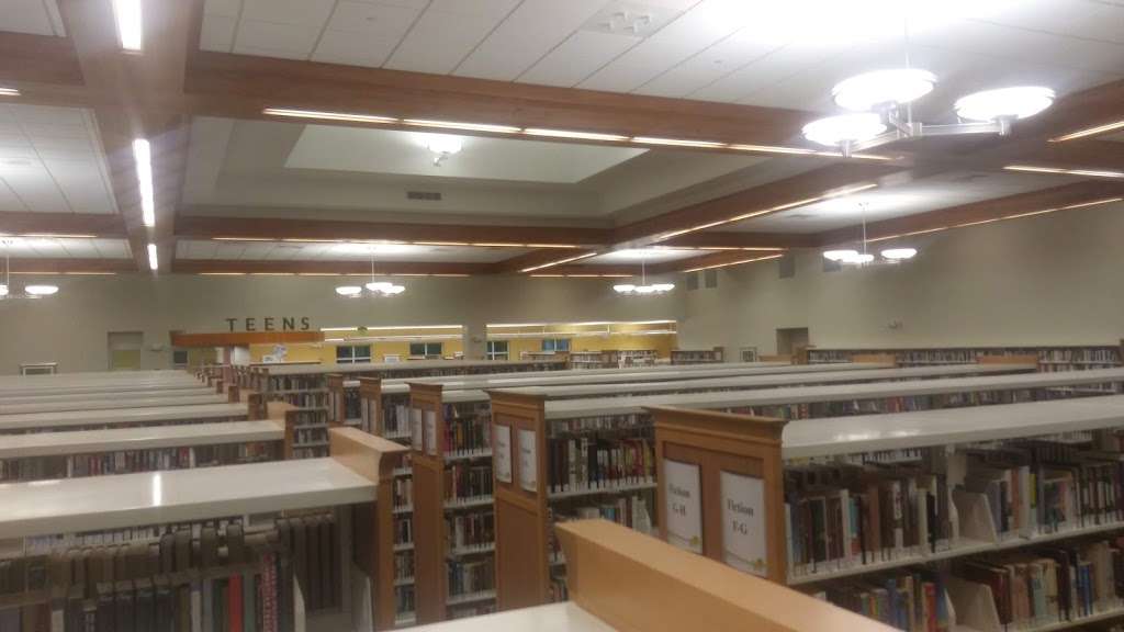 Palm Beach County Library System - Acreage Branch | 15801 Orange Blvd, Loxahatchee, FL 33470, USA | Phone: (561) 681-4100