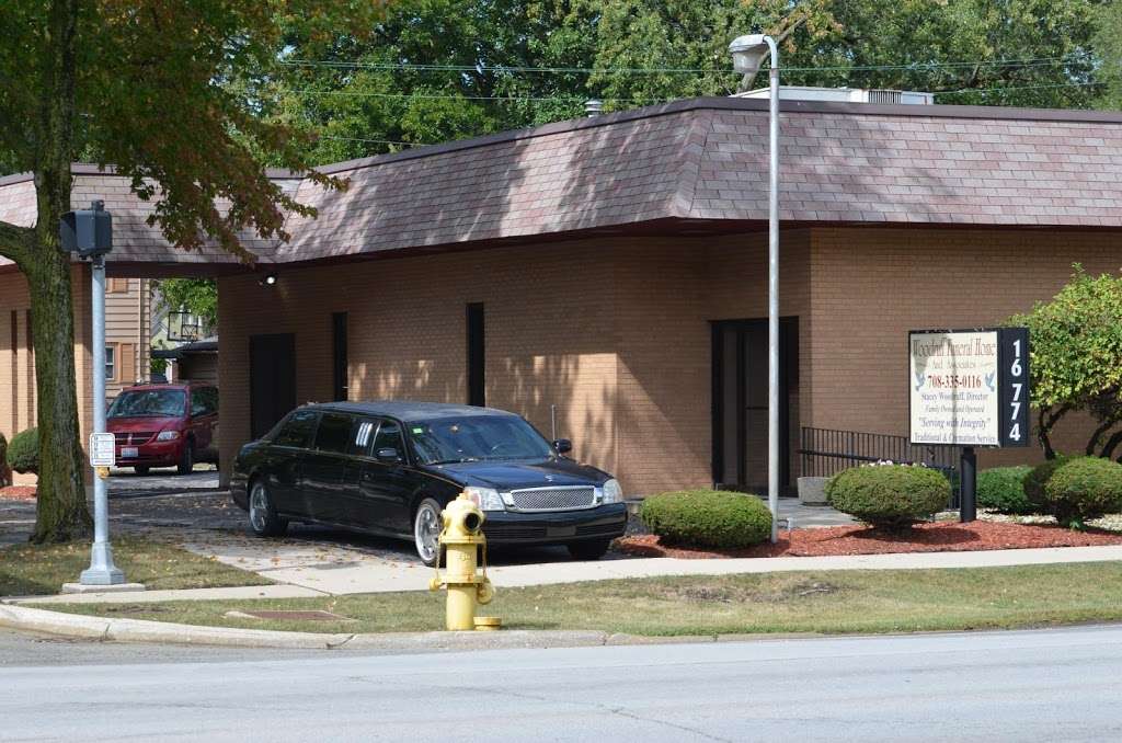 Woodruff Funeral Home | 16774 Dixie Hwy, Hazel Crest, IL 60429 | Phone: (708) 335-0116