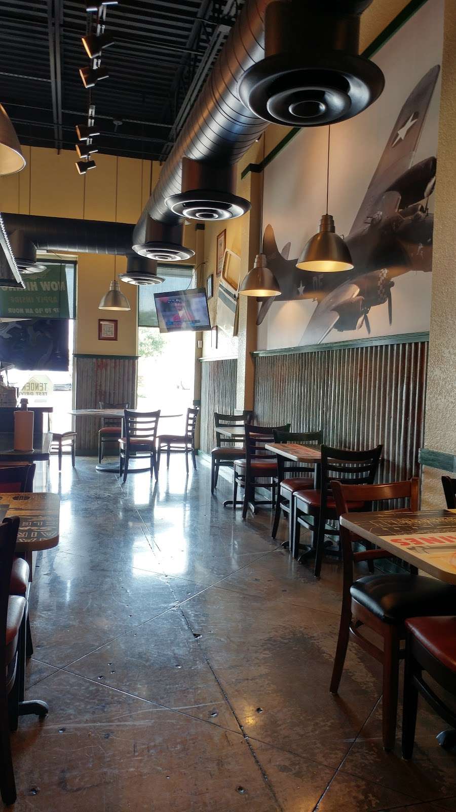 Wingstop, 2000 S East Loop 410 Ste 129, San Antonio, TX 78220, USA