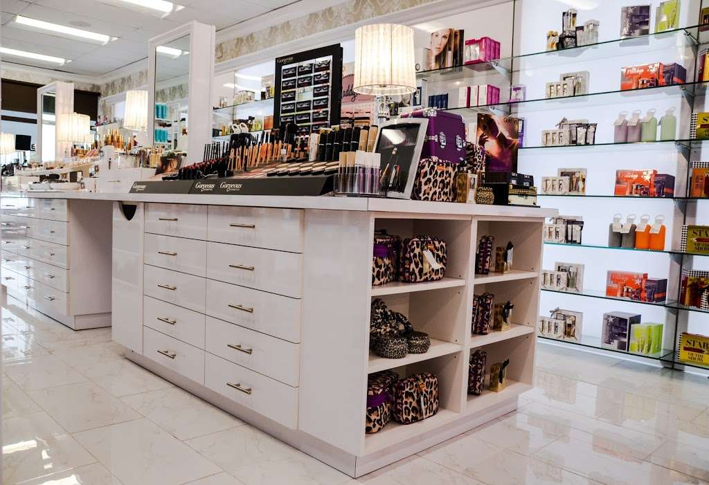 Planet Beauty Calabasas | 23637 Calabasas Rd, Calabasas, CA 91302, USA | Phone: (818) 225-8920