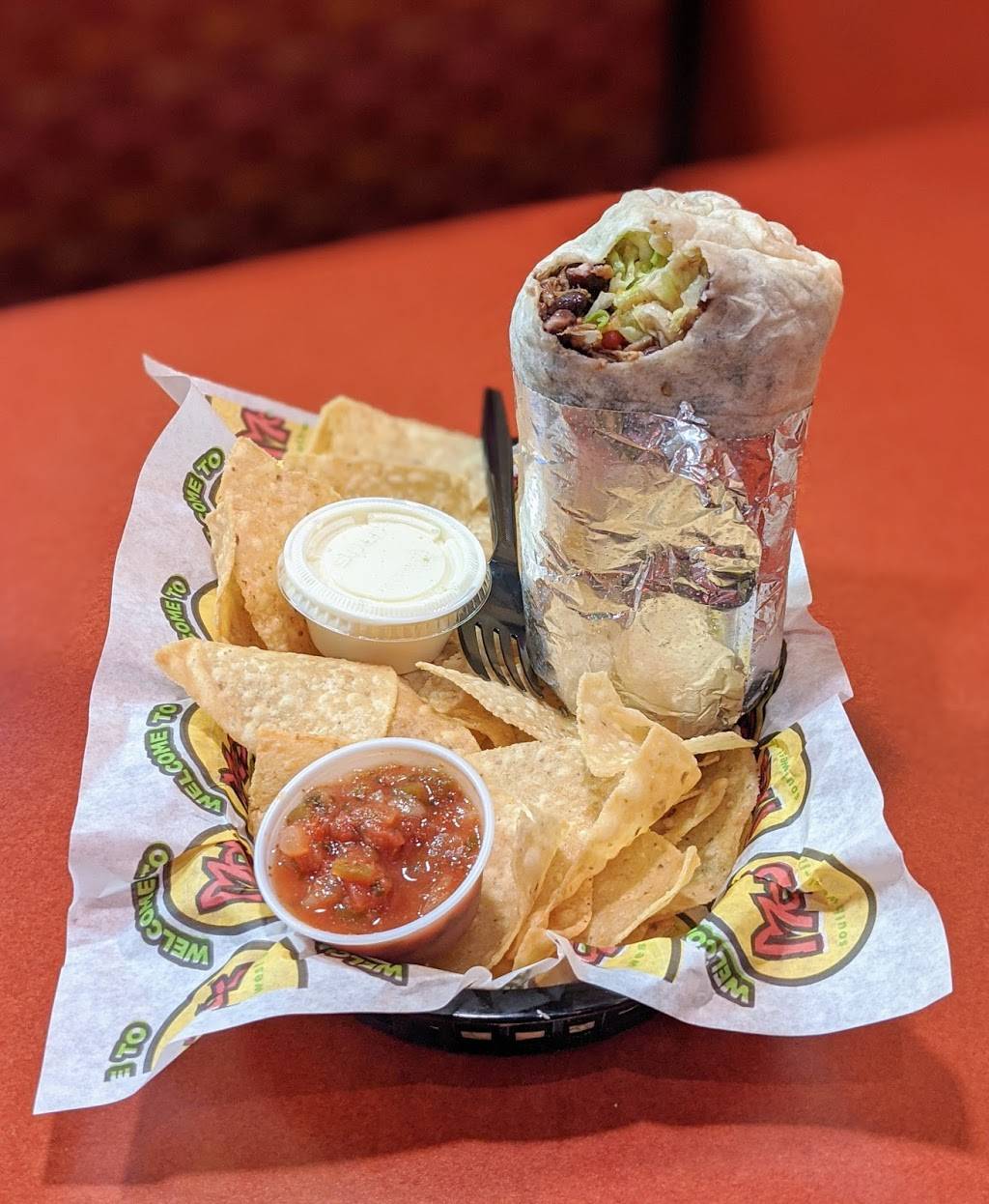 Moes Southwest Grill | 423 N Alafaya Trail, Orlando, FL 32828, USA | Phone: (407) 630-6611