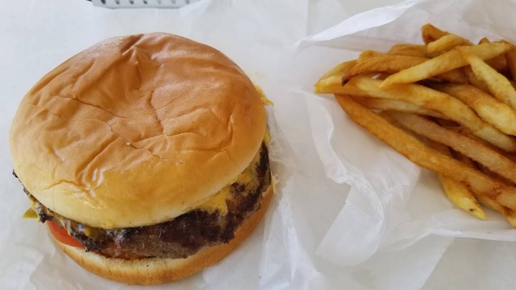 Bills Jumbo Burgers | 2002 E Admiral Blvd, Tulsa, OK 74110, USA | Phone: (918) 592-5191