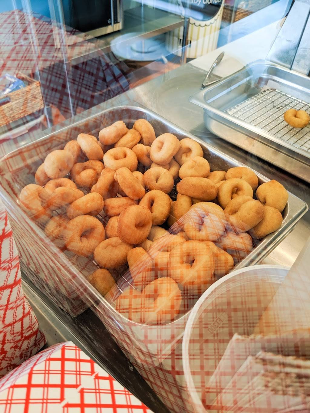 BBs Baby Donuts | 4472 Lawn Ave, Western Springs, IL 60558, USA | Phone: (708) 246-1212