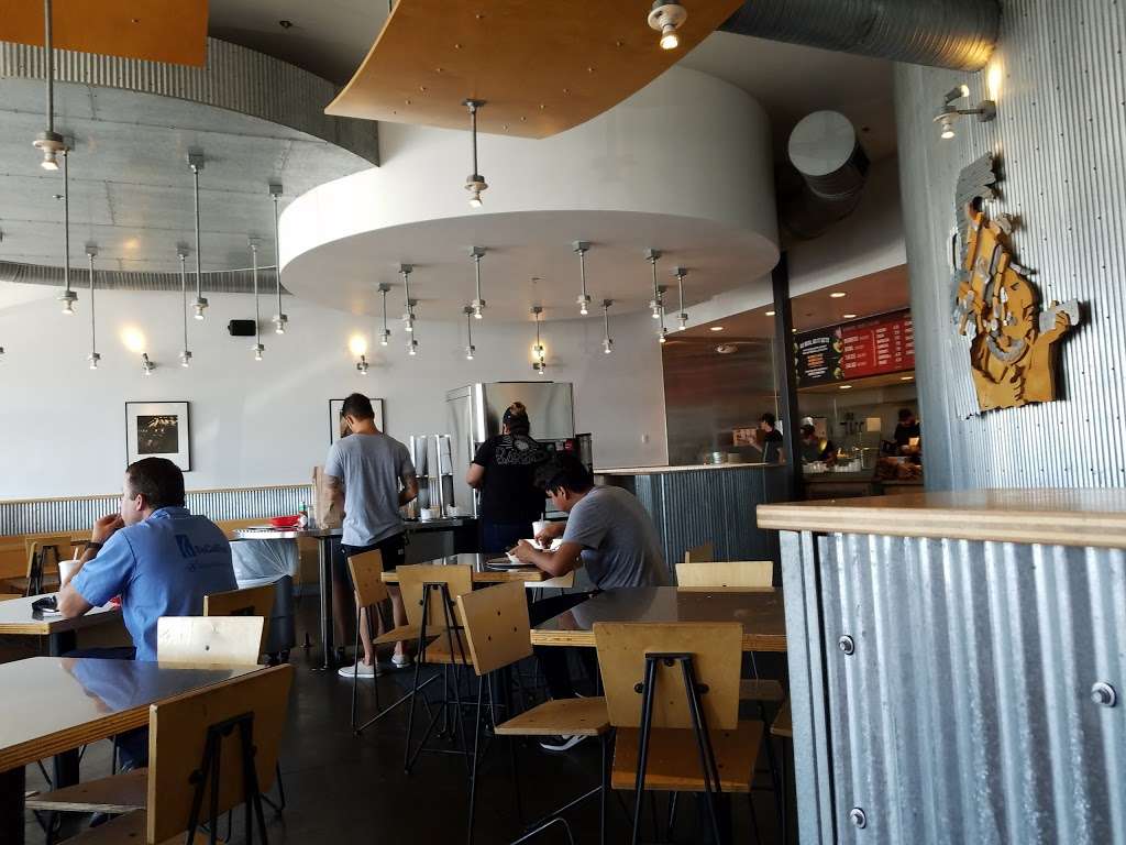 Chipotle Mexican Grill | 2300 Harbor Blvd L1, Costa Mesa, CA 92626, USA | Phone: (949) 646-1288