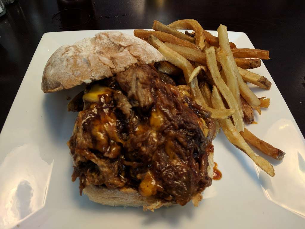 Hammers Bar & Grill 2 Sassafrass Rd, Warwick, MD 21912, USA BusinessYab