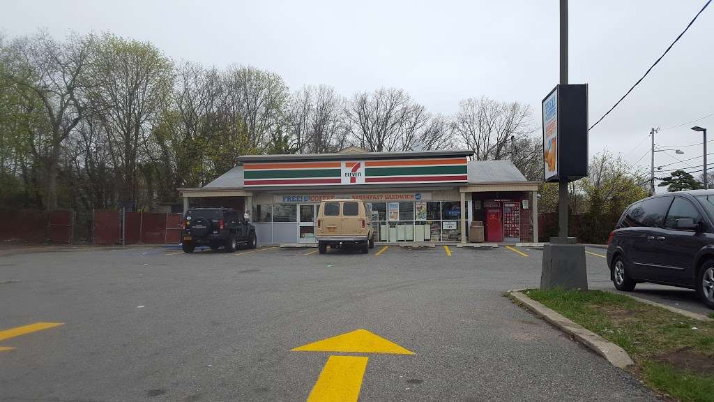 7-Eleven | 166 E Suffolk Ave, Central Islip, NY 11722, USA | Phone: (631) 234-6622