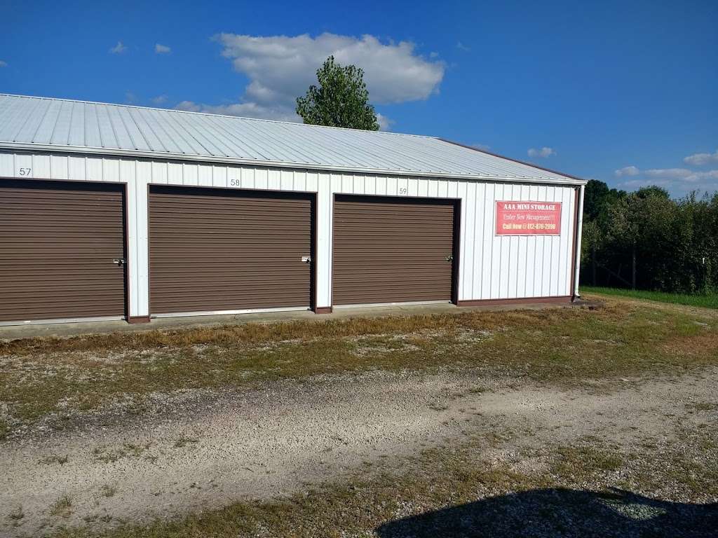 AAA Mini Storage | 211 IN-43, Spencer, IN 47460 | Phone: (812) 876-2990