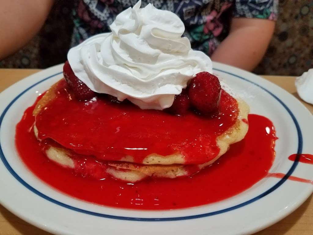 IHOP | 220 Peculiar Dr, Belton, MO 64012, USA | Phone: (816) 994-2520