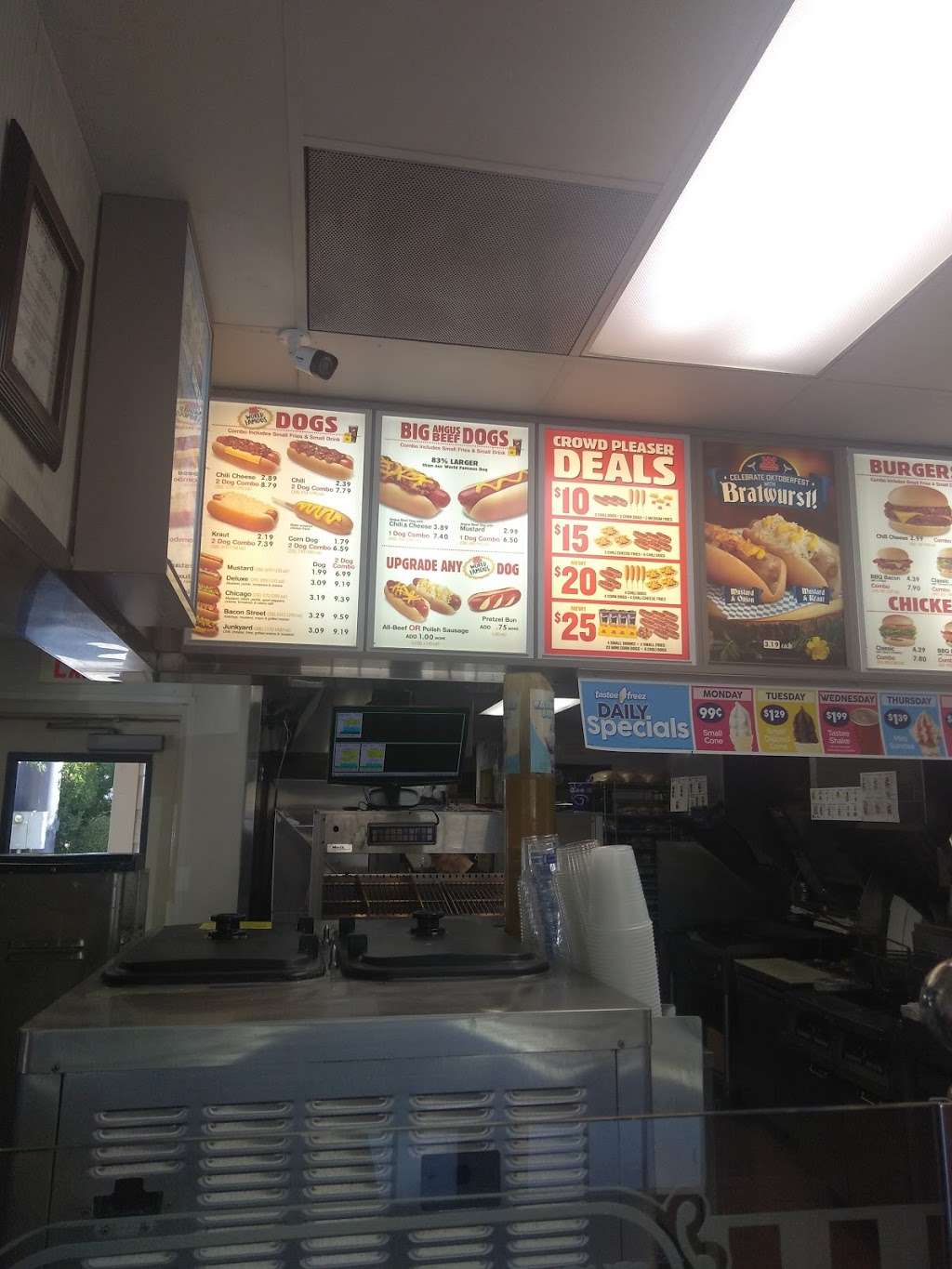 Wienerschnitzel | 3645 Hamner Ave, Norco, CA 92860 | Phone: (951) 734-8558