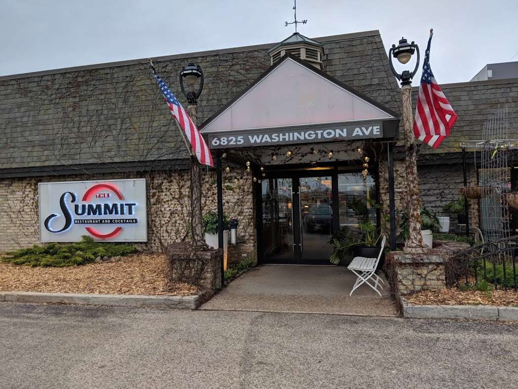 The Summit Restaurant & Cocktails | 6825 Washington Ave, Racine, WI 53406, USA | Phone: (262) 886-9866