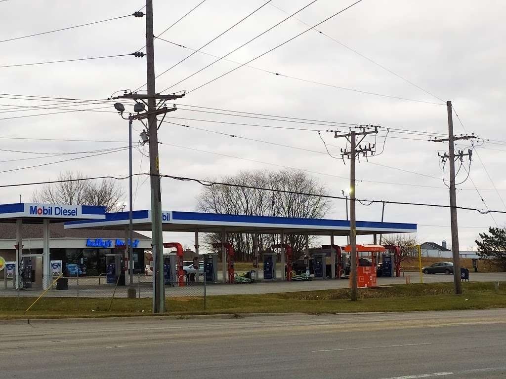 LOGAN AVENUE MOBIL | 1776 Logan Ave, Belvidere, IL 61008, USA | Phone: (815) 544-0073