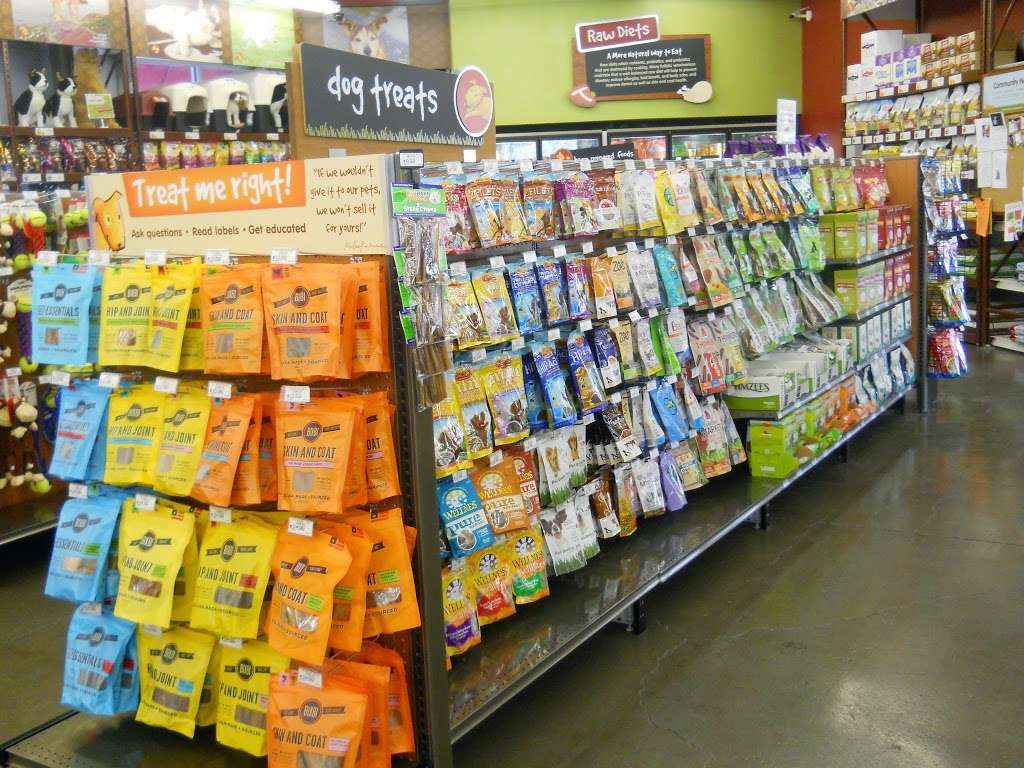 Pet Food Express | 2661 Blanding Ave F, Alameda, CA 94501, USA | Phone: (510) 864-2222