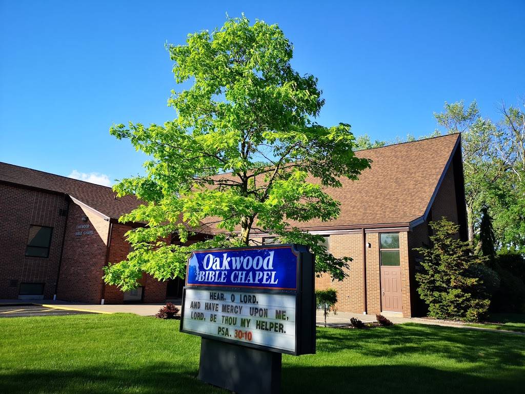 Oakwood Bible Chapel | 2514 Cabana Rd W, Windsor, ON N9G 1E5, Canada | Phone: (519) 969-5730