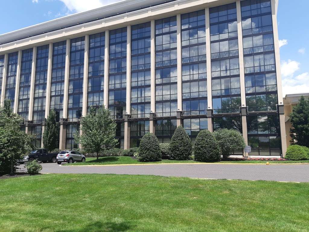 The Hotel ML | 915 NJ-73, Mt Laurel Township, NJ 08054, USA | Phone: (856) 234-7300