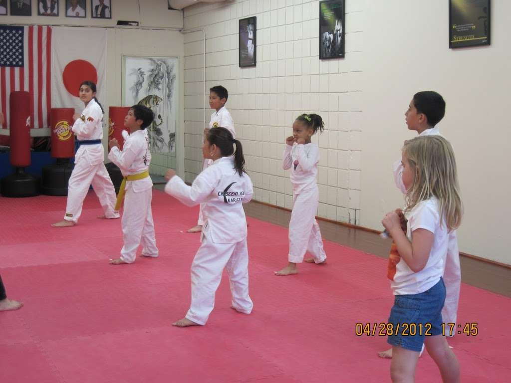 Crescent Moon Karate Academy | 5280 Pico Blvd, Los Angeles, CA 90019 | Phone: (323) 539-3656