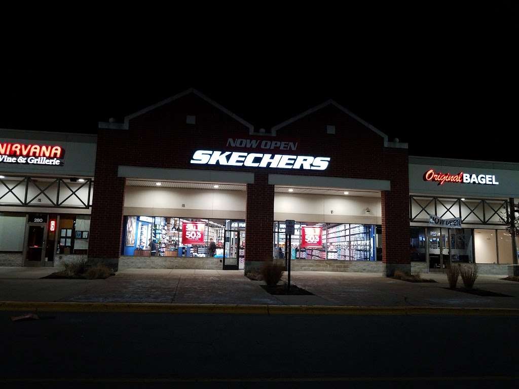 SKECHERS Factory Outlet | 701 N Milwaukee Ave #276, Vernon Hills, IL 60061 | Phone: (847) 918-6881