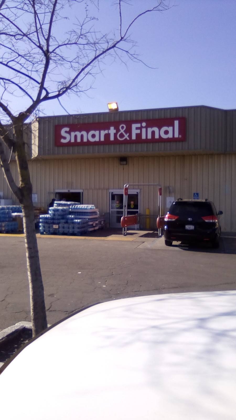Smart & Final | 147 N Wilson Way, Stockton, CA 95205, USA | Phone: (209) 464-3829