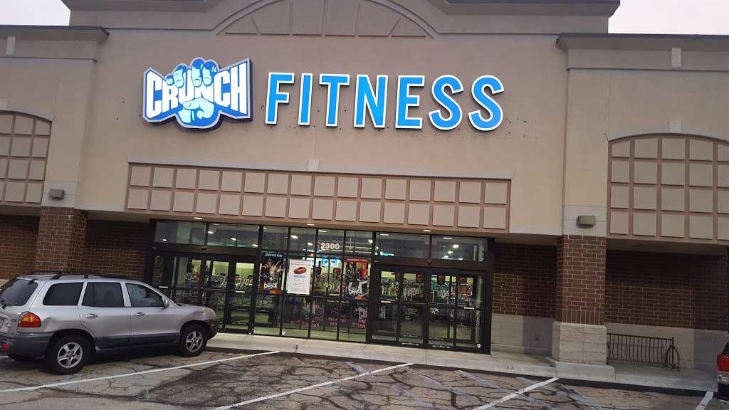 Crunch Fitness - Aurora | 2300 S Eola Rd, Aurora, IL 60503 | Phone: (630) 401-8515