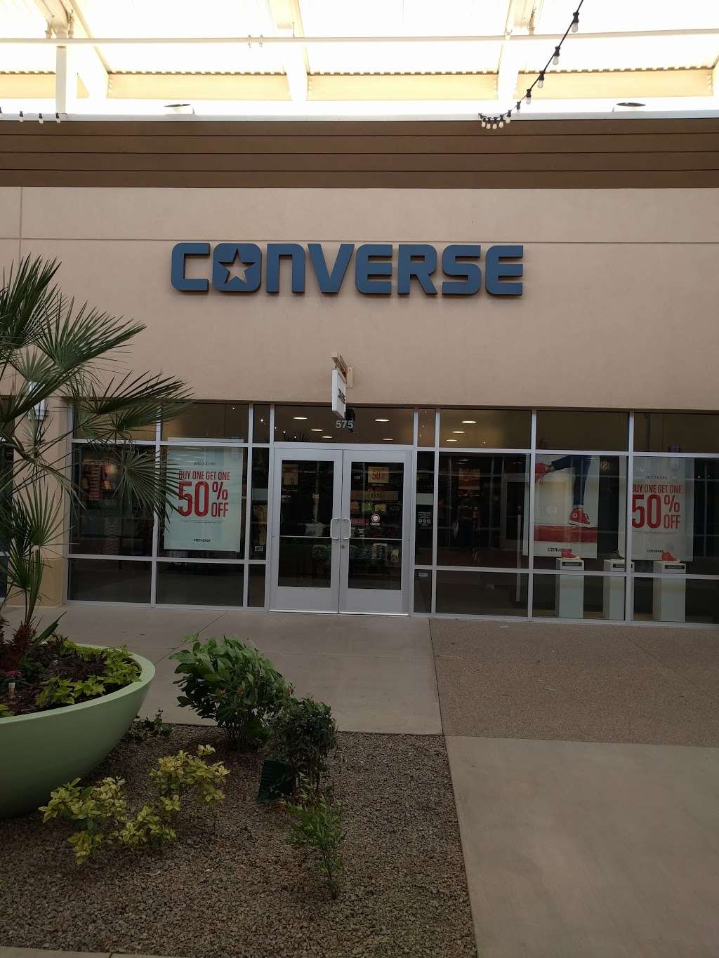 Converse Factory Store | 6800 N 95th Ave Suite 575, Glendale, AZ 85305, USA | Phone: (623) 772-5392