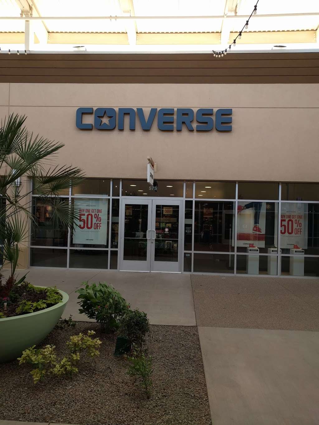 Converse Factory Store | 6800 N 95th Ave Suite 575, Glendale, AZ 85305 | Phone: (623) 772-5392