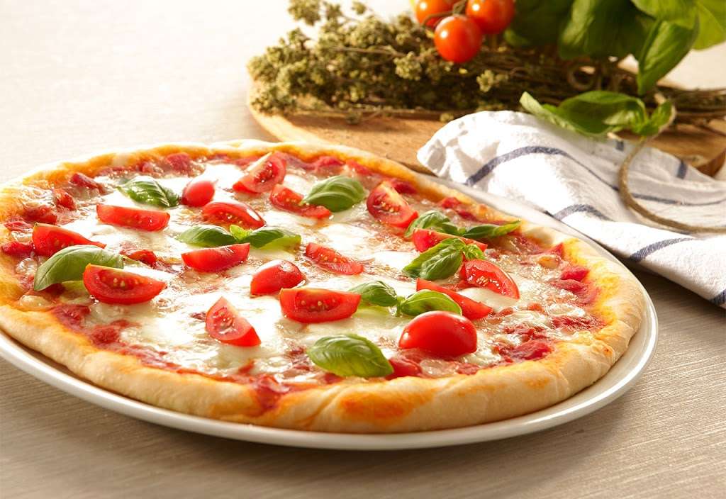 Red Moon Pizza | 3371 US-1, Lawrence Township, NJ 08648, USA | Phone: (609) 452-1510