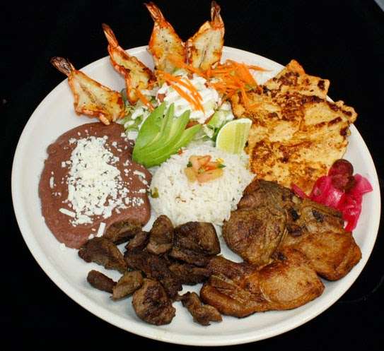 Lempira Restaurant (Central Ave) | 4439 Central Ave, Charlotte, NC 28205, USA | Phone: (704) 496-9000