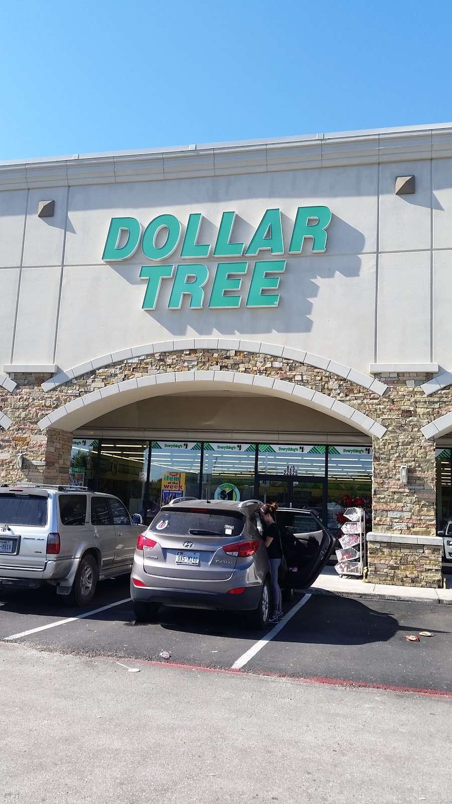 Dollar Tree | 22625 Tomball Pkwy, Tomball, TX 77375 | Phone: (832) 717-3990