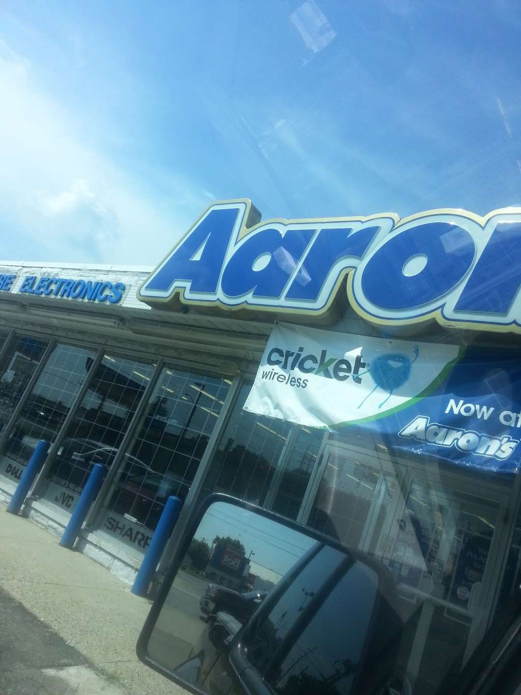 Aarons | 3216 S East St, Indianapolis, IN 46227, USA | Phone: (317) 782-8033