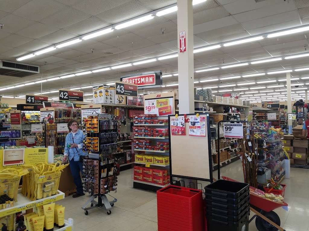 Westlake Ace Hardware 061 | 444 SW Ward Rd, Lees Summit, MO 64081, USA | Phone: (816) 246-4494