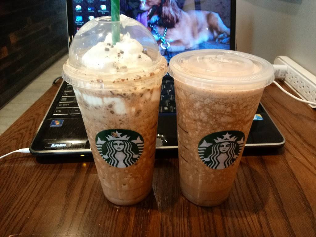 Starbucks | 815 Hutchinson River Pkwy, The Bronx, NY 10465, USA | Phone: (718) 536-2689