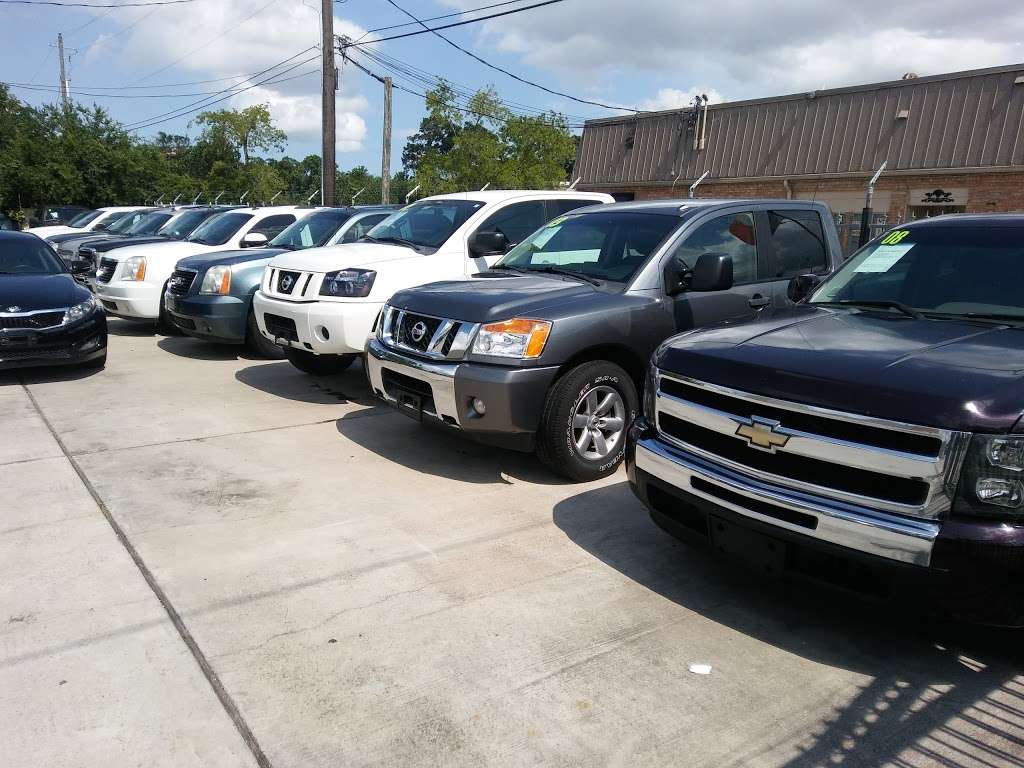 Perrett Auto Sales | 13402 Peoria St, Houston, TX 77015 | Phone: (713) 239-0939