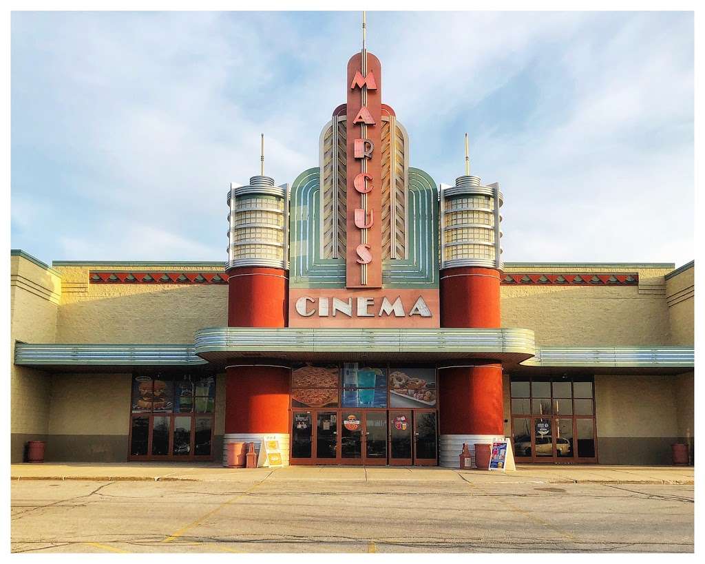 Marcus Renaissance Cinema | 10411 Washington Ave, Sturtevant, WI 53177, USA | Phone: (262) 886-2900