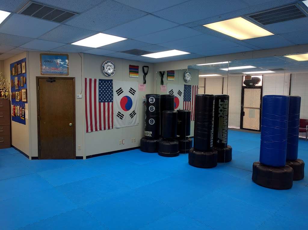 Grand Masters Tae Kwon Do Club | 2200 Los Rios Blvd #120, Plano, TX 75074, USA | Phone: (214) 207-4761