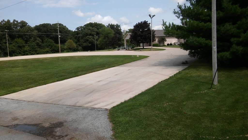 Kingdom Hall of Jehovahs Witnesses | 198 W Division Rd, Valparaiso, IN 46385, USA | Phone: (219) 462-8968