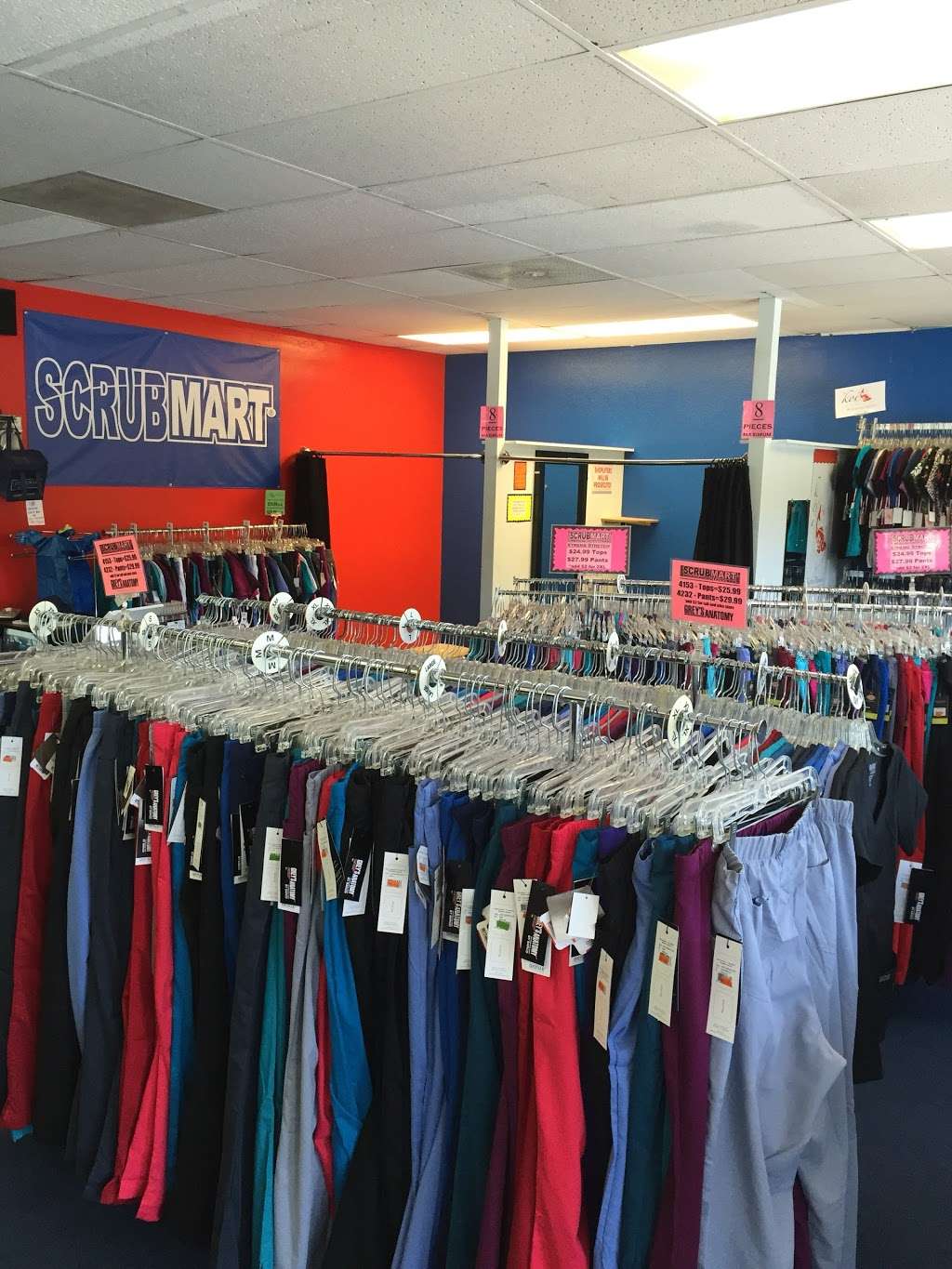 Scrub Mart (La Mesa) | 7200 Parkway Dr #101, La Mesa, CA 91942, USA | Phone: (619) 644-0800