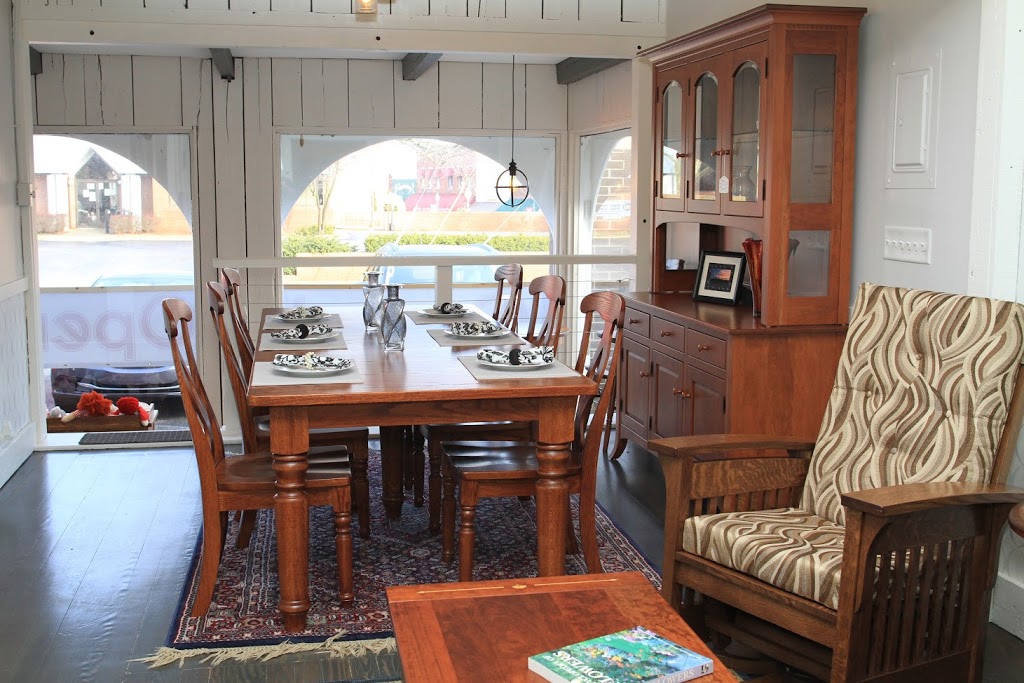 Amish Furniture -Circles In The Wind | 206 S Calumet Rd D, Chesterton, IN 46304, USA | Phone: (219) 464-9572