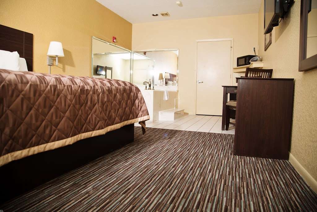 Winchester Inn & Suites Humble/IAH/North Houston | 15625 US-59, Humble, TX 77396 | Phone: (281) 441-3500