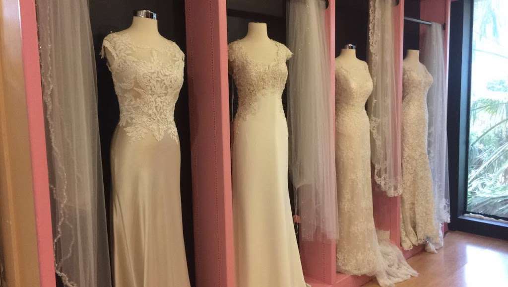 Amore Bridal Couture | 5200 W Loop S, Bellaire, TX 77401 | Phone: (713) 668-3100