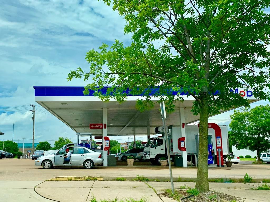 EXPRESS PETROLEUM | 2601 Delmar Blvd, St. Louis, MO 63103, USA | Phone: (314) 534-0247