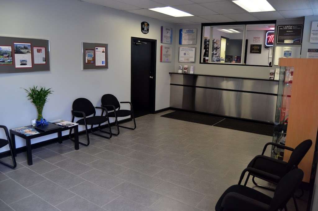 AutoNation Collision Center Baltimore | 4025 Mortimer Ave, Baltimore, MD 21215, USA | Phone: (410) 306-7126