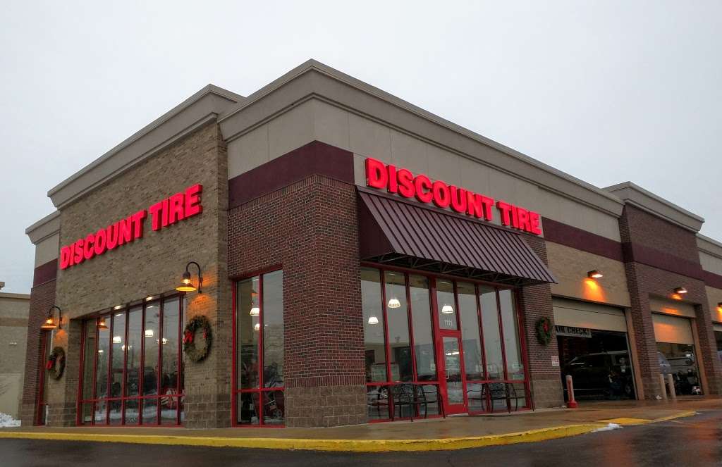 Discount Tire | 1111 Spring City Dr, Waukesha, WI 53186, USA | Phone: (262) 506-3232