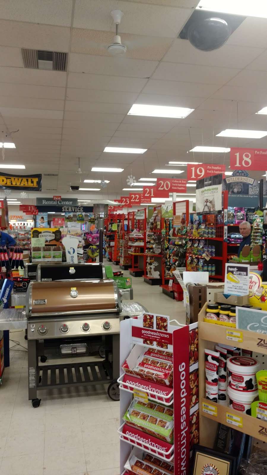 MARTINS HARDWARE-RENTAL & PET | 3288 Main St, East Troy, WI 53120, USA | Phone: (262) 642-3344