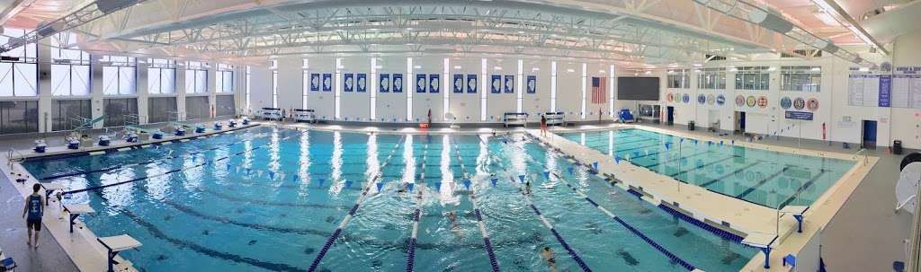 Highland Park High School Swimming Pool | 433 Vine Ave, Highland Park, IL 60035, USA