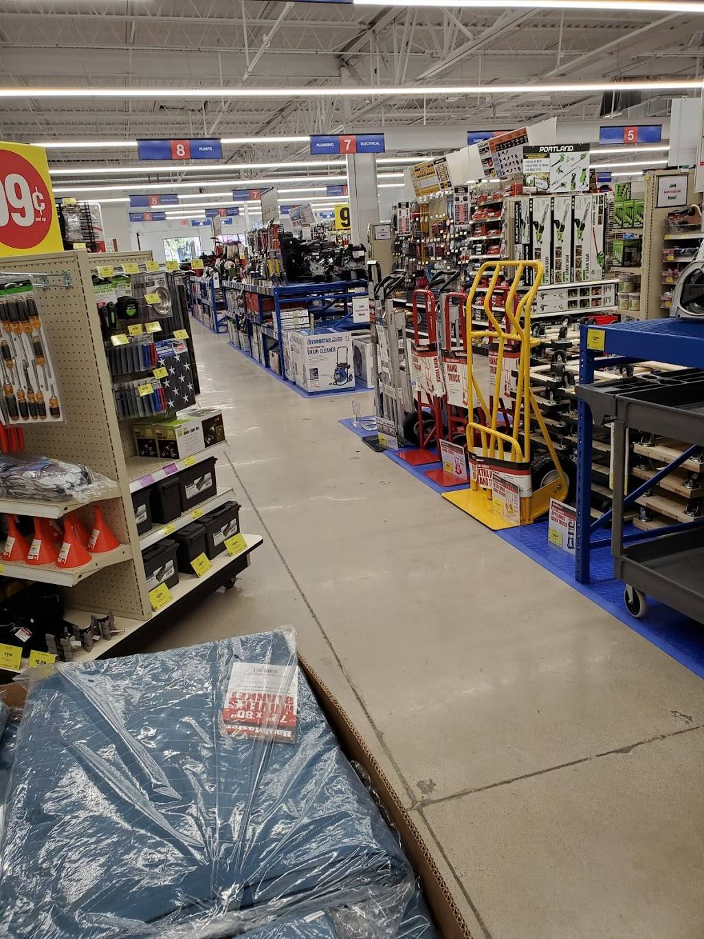 Harbor Freight Tools | 8027 Northwest Expy, Oklahoma City, OK 73162, USA | Phone: (405) 666-0505