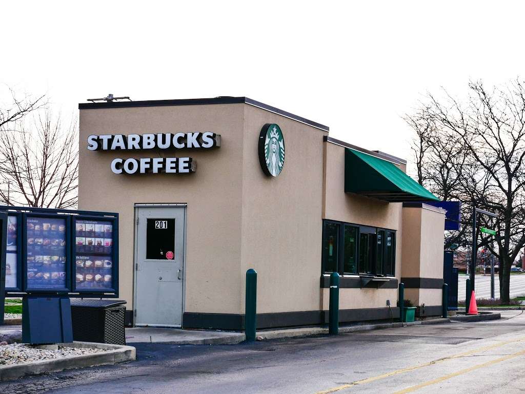 Starbucks | 201 W Roosevelt Rd, Lombard, IL 60148 | Phone: (630) 953-1801